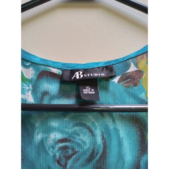 AB Studio Ruffle Blouse Size XL - Picture 2 of 6